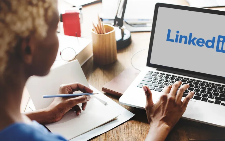when to post on linkledin